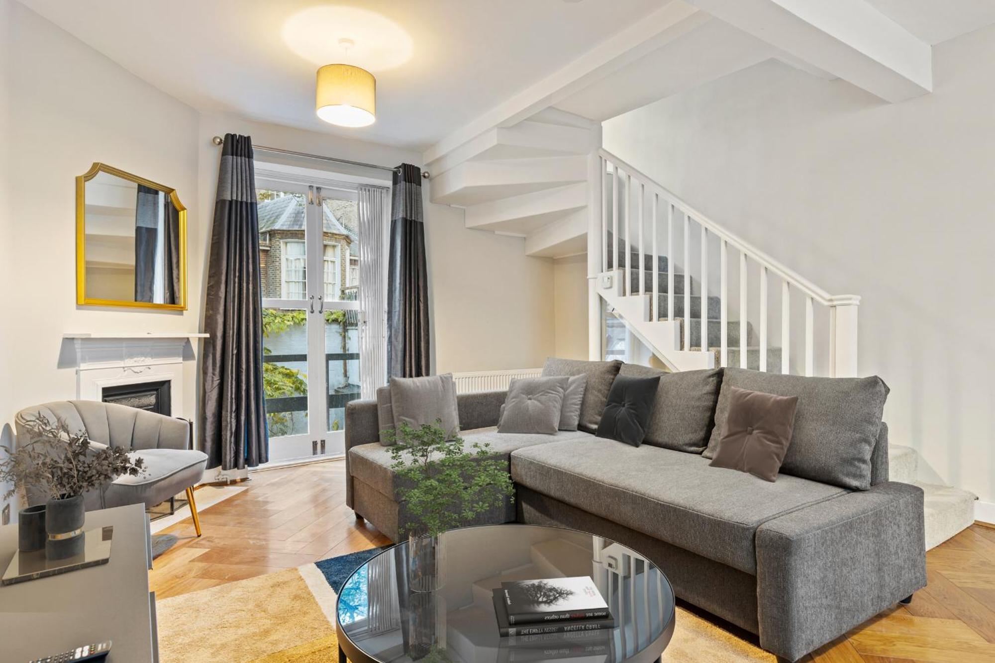 Palais Elegance By Beaumont Apartment London Exterior photo